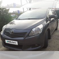 Toyota Verso 1.8 MT, 2012, 290 000 км, с пробегом, цена 1 050 000 руб.