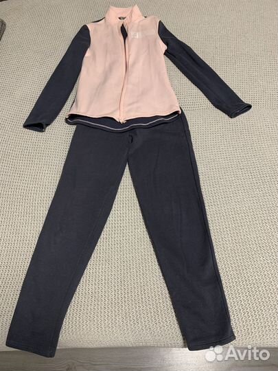 Спортивный костюм для девочки 140-146 Decathlon