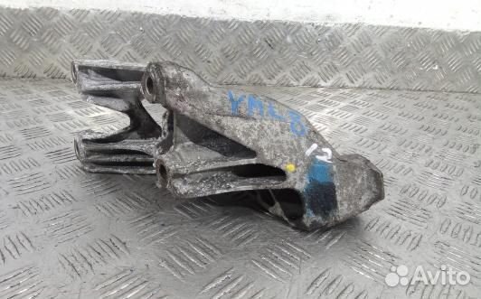 Кронштейн двигателя дизельный audi A5 1 (YML08A702