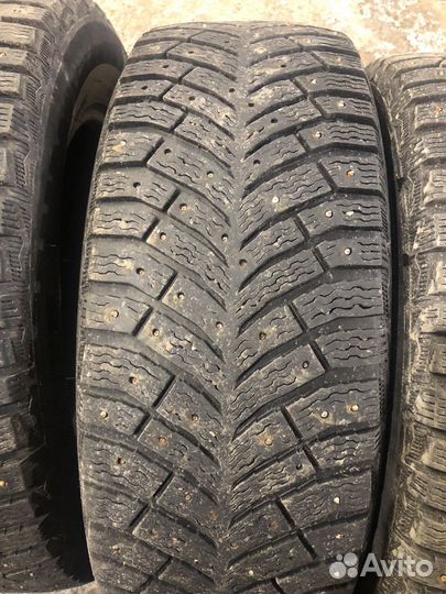 Michelin X-Ice North 4 215/60 R16 99