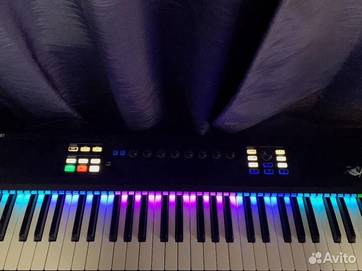 Komplete Kontrol S61 (Native Instruments)