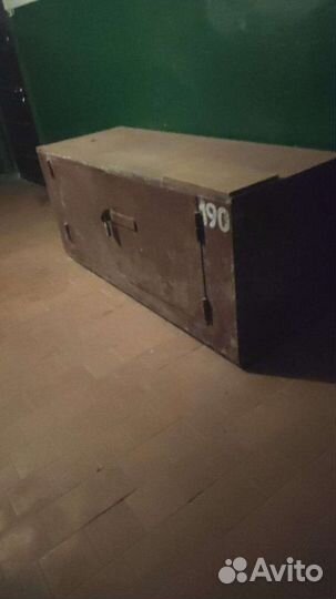 Ящик металлический с замком