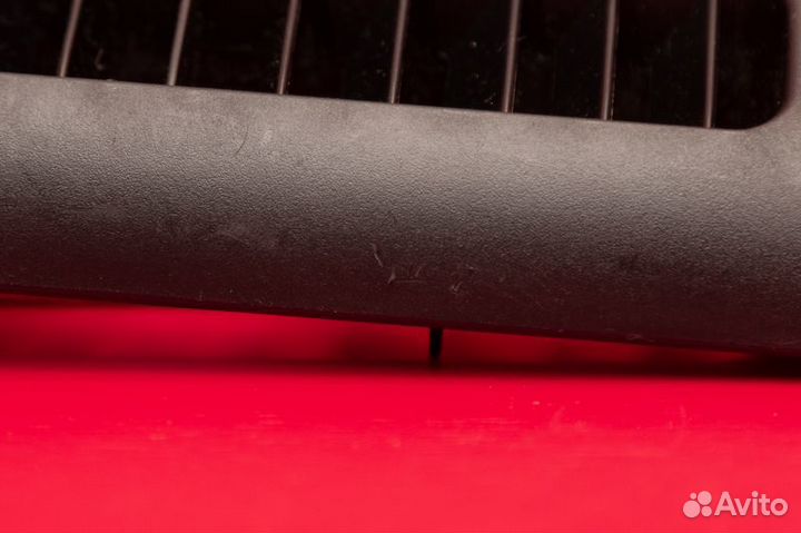 Решетка вентиляционная Toyota Land Cruiser 200 1VD