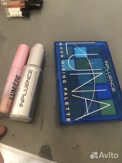 Набор косметики influence/ vivienne sabo