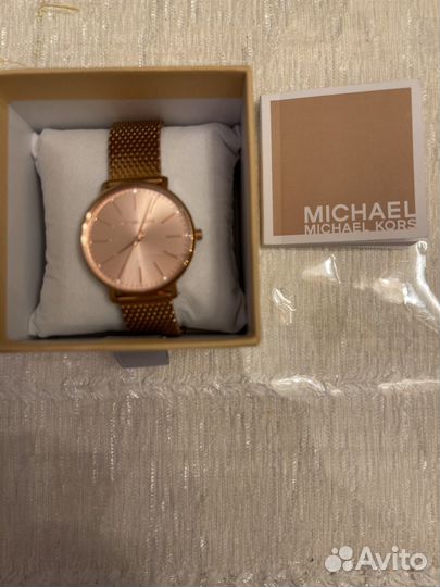 Часы с браслетом michael kors