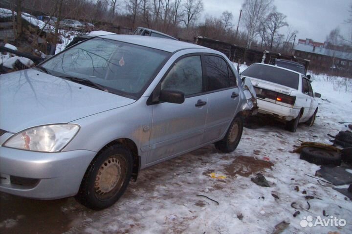 Двери Mitsubishi Митсубиси lancer 9 и Cedia Седия