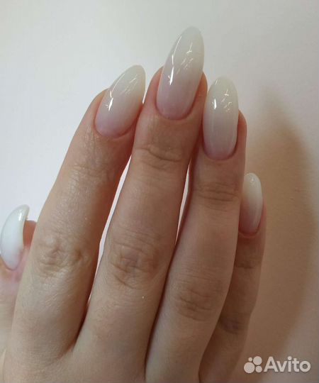 Маникюр с покрытием гель-лаком