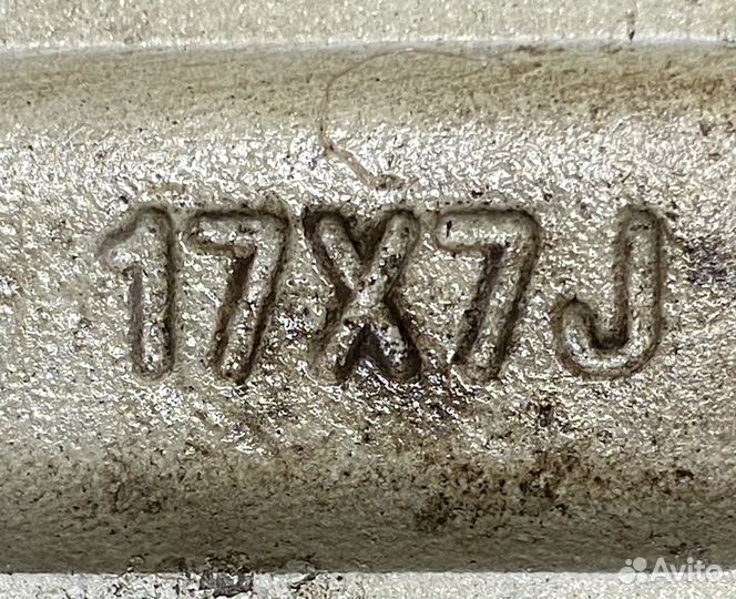 Диски без пробега по РФ R17 5/114.3 цо. 73.1 мм