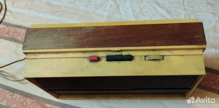 Приёмник СССР Маяк 202