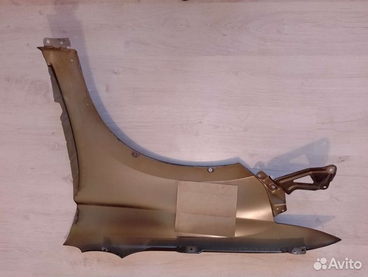 Крыло переднее правое mitsubishi outlander 3