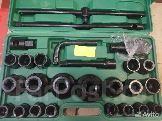 Набор головок и трещетка