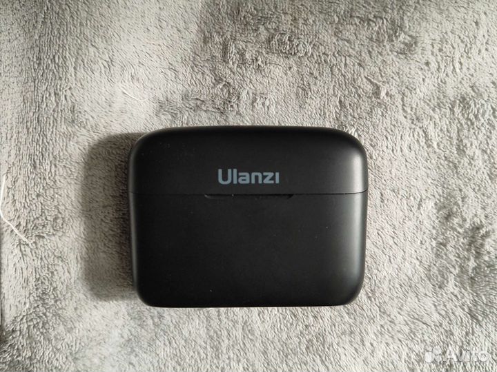 Петличный микрофон для iPhone Ulanzi