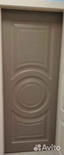 Дверь межкомнатная с коробкой новая