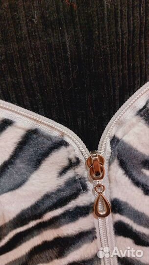 Костюм женский четвёрка