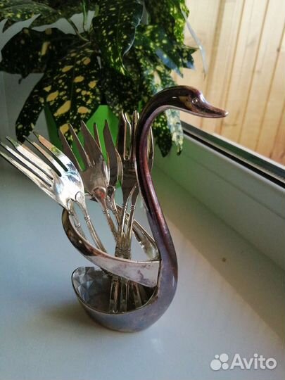 Вилки десертные Лебедь посеребреные. Розенберг