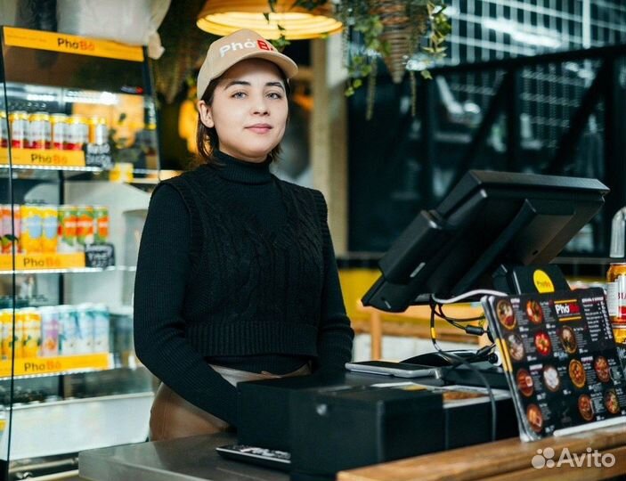 Кассир в кафе (Мега Дыбенко)