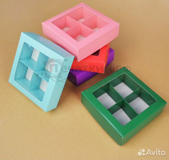 Коробочка для конфет красная, 4 конфеты