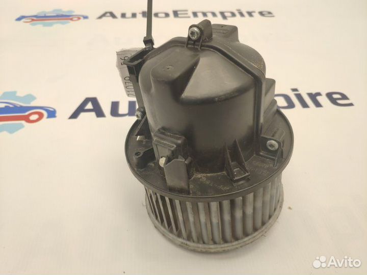 Моторчик печки Volvo S80 D5244T5 2007