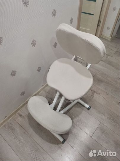 ProFit Коленный стул, молочный белый
