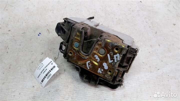 Замок двери передней левой volkswagen Golf III