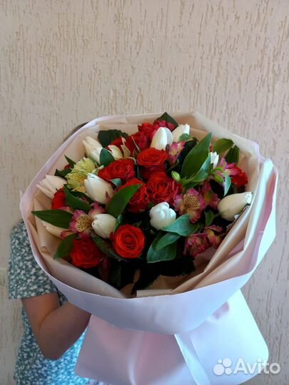 Цветы и букеты с доставкой