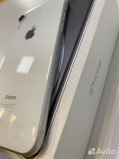iPhone XR 64 гб