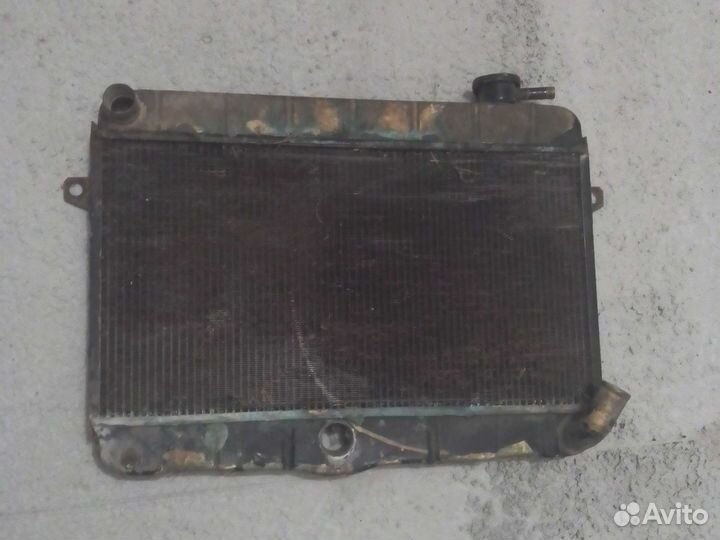 Радиатор Нива 2121