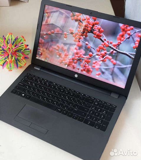 Ноутбук HP как новый/FullHD