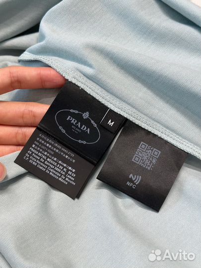 Футболка Prada