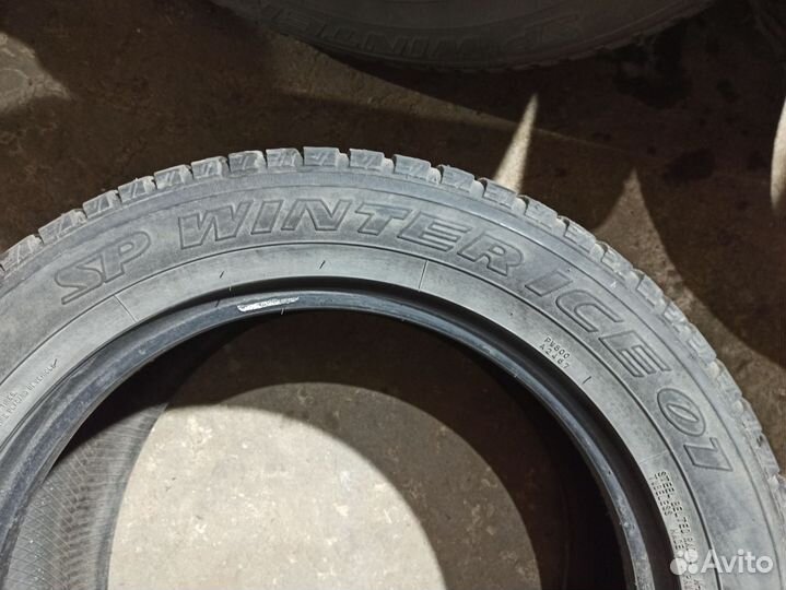 Dunlop SP Winter Ice 01 205/55 R16 19