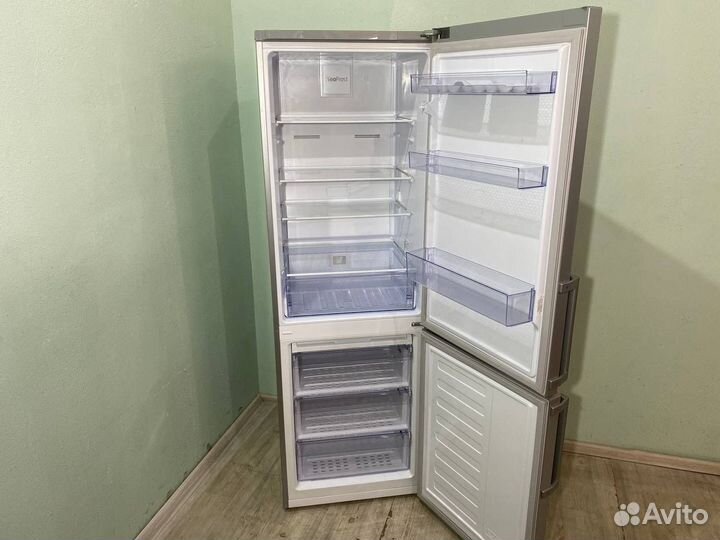 Холодильник Beko neo frost