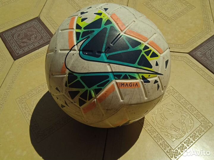 Футбольный мяч профессиональный nike