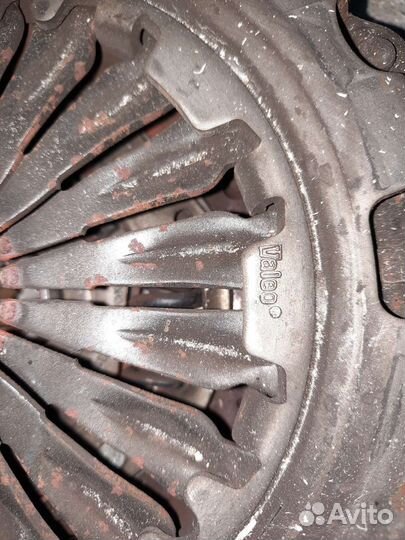 Маховик с комплектом сцепления Peugeot 308 1.6 EP6