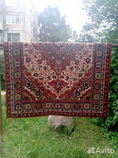 Ковры шерстяные