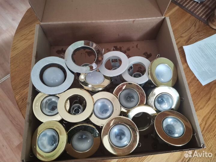 Светильник потолочный встраиваемый круглый бу