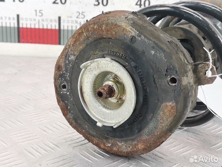 Стойка для Renault Scenic 1