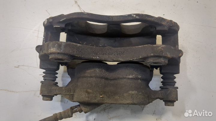 Суппорт правый передний Ford Transit 2014