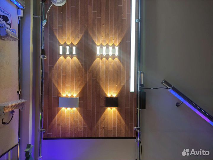 Светильник Дизайнерский настенный 12W 220V 4000K