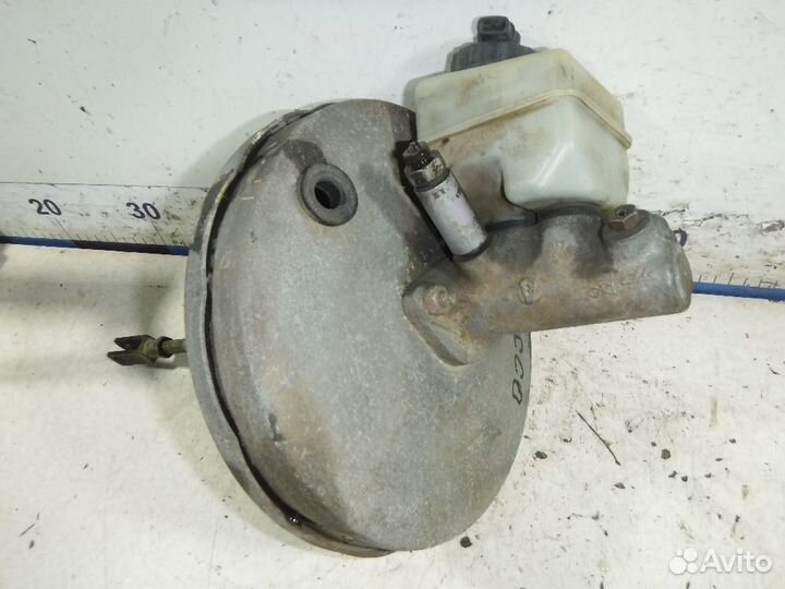 Вакуумный усилитель тормозов VW Scirocco II