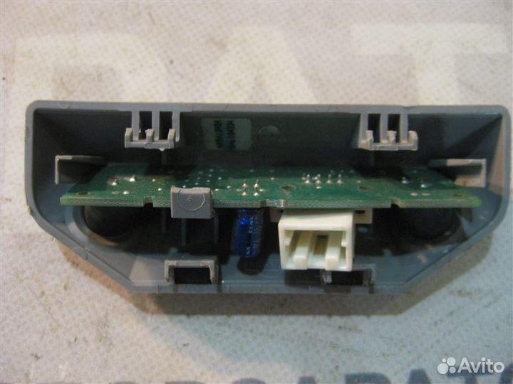 Микрофон Nissan Primera P12 седан QG16DE 1.6 2004