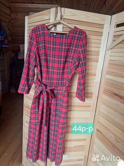 Женская одежда и обувь