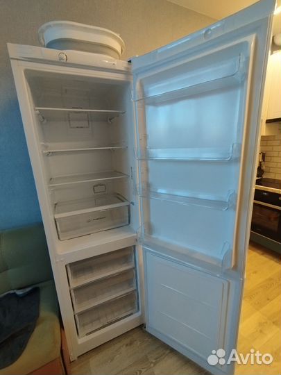 Холодильник indesit no frost