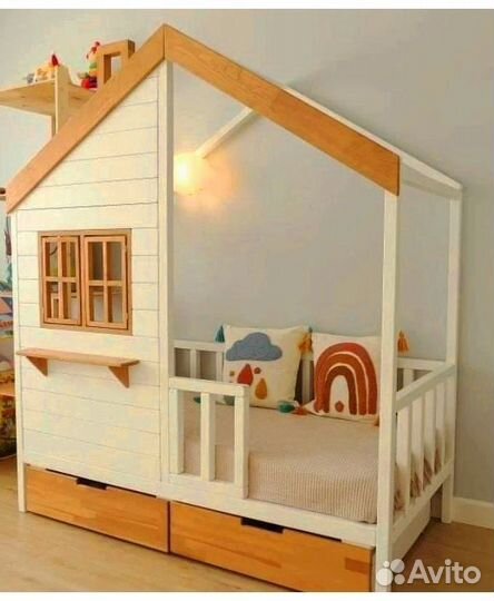 Детская кровать с ящиками