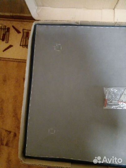 Зеркало настенное