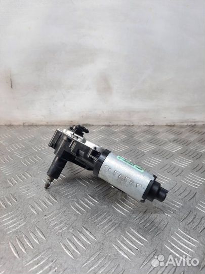 Моторчик заднего стеклоочистителя (дворника) Audi