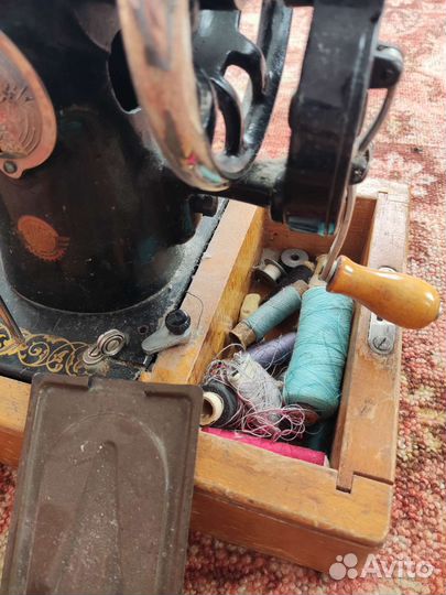 Швейная машина пмз им. Калинина