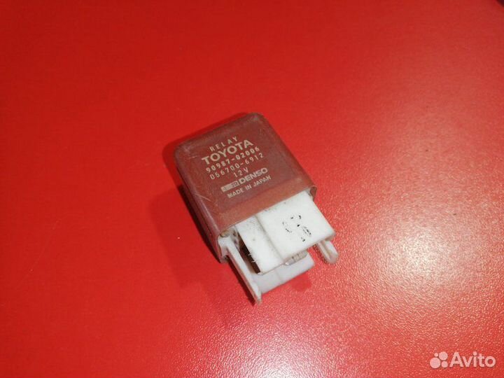 Реле Toyota Progress JCG10 2JZ-GE 1998-2001