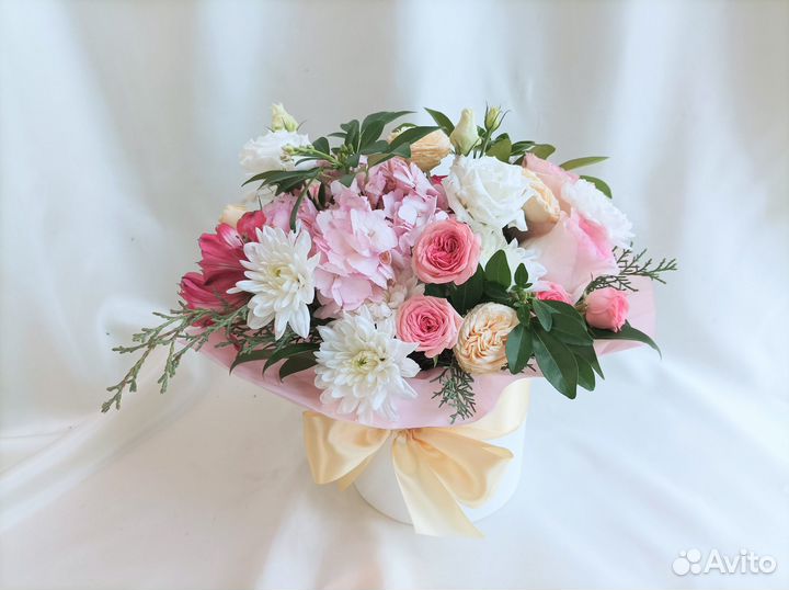 Магазин цветов Живые цветы в коробке