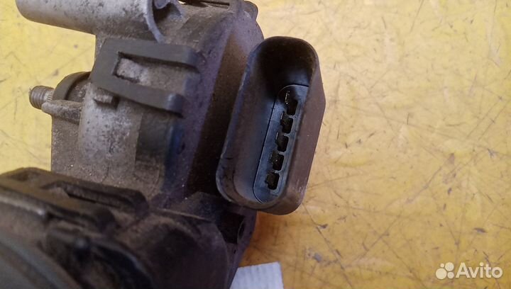 Моторчик стеклоочистителя передний X-type