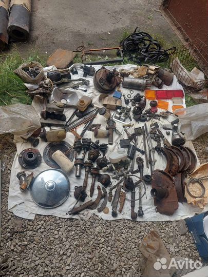 Запчасти на москвич 2140